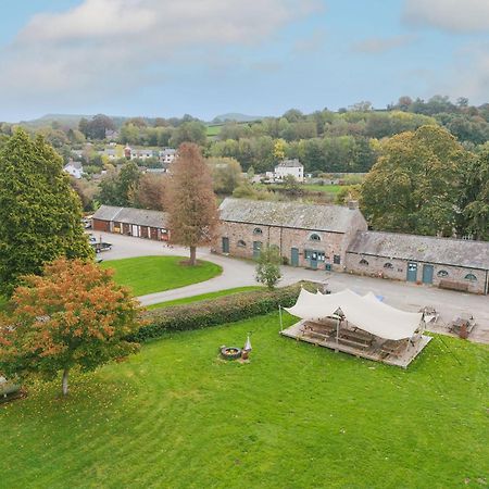 River Wye Hostel Glasbury Екстер'єр фото