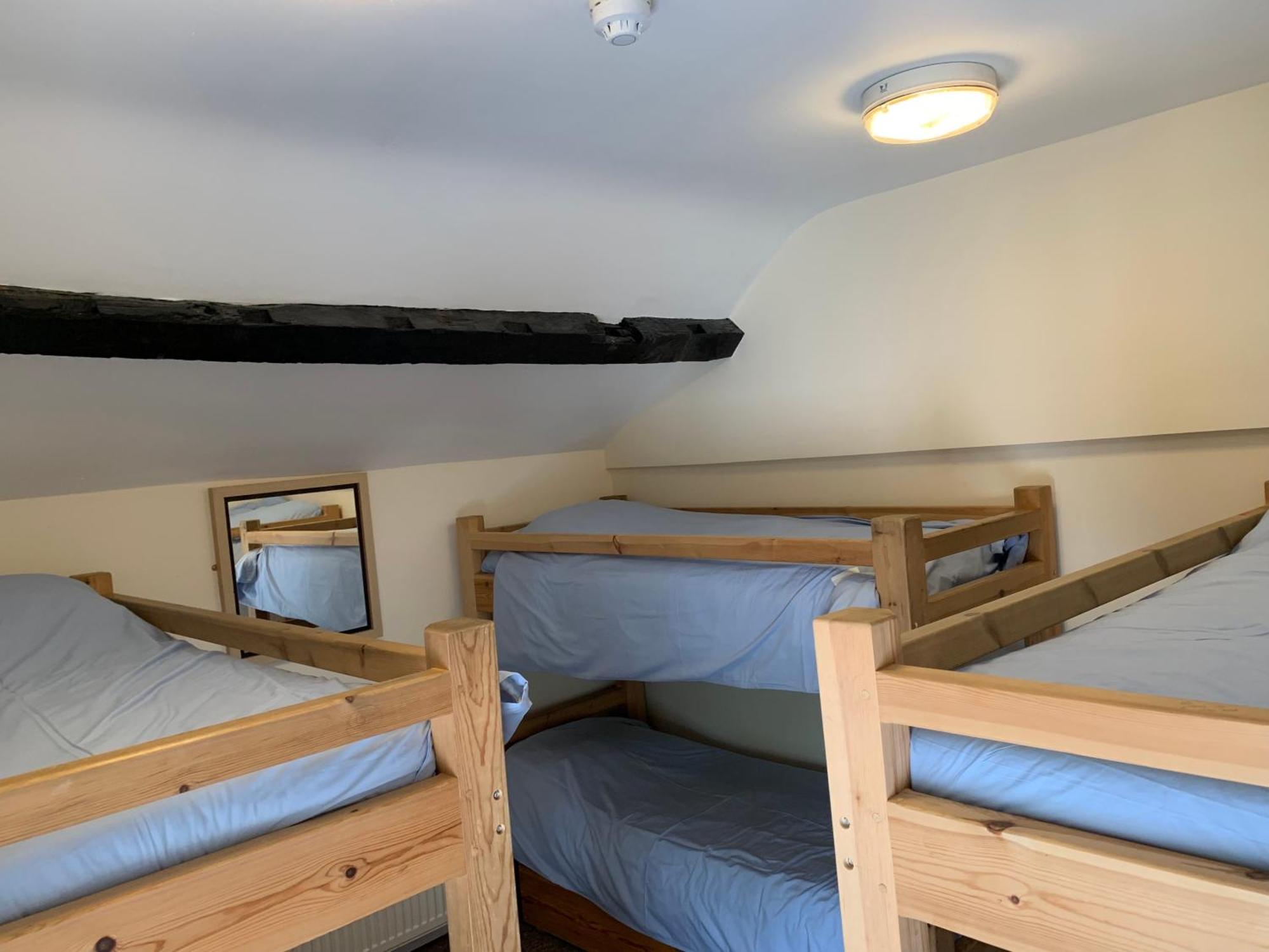 River Wye Hostel Glasbury Екстер'єр фото