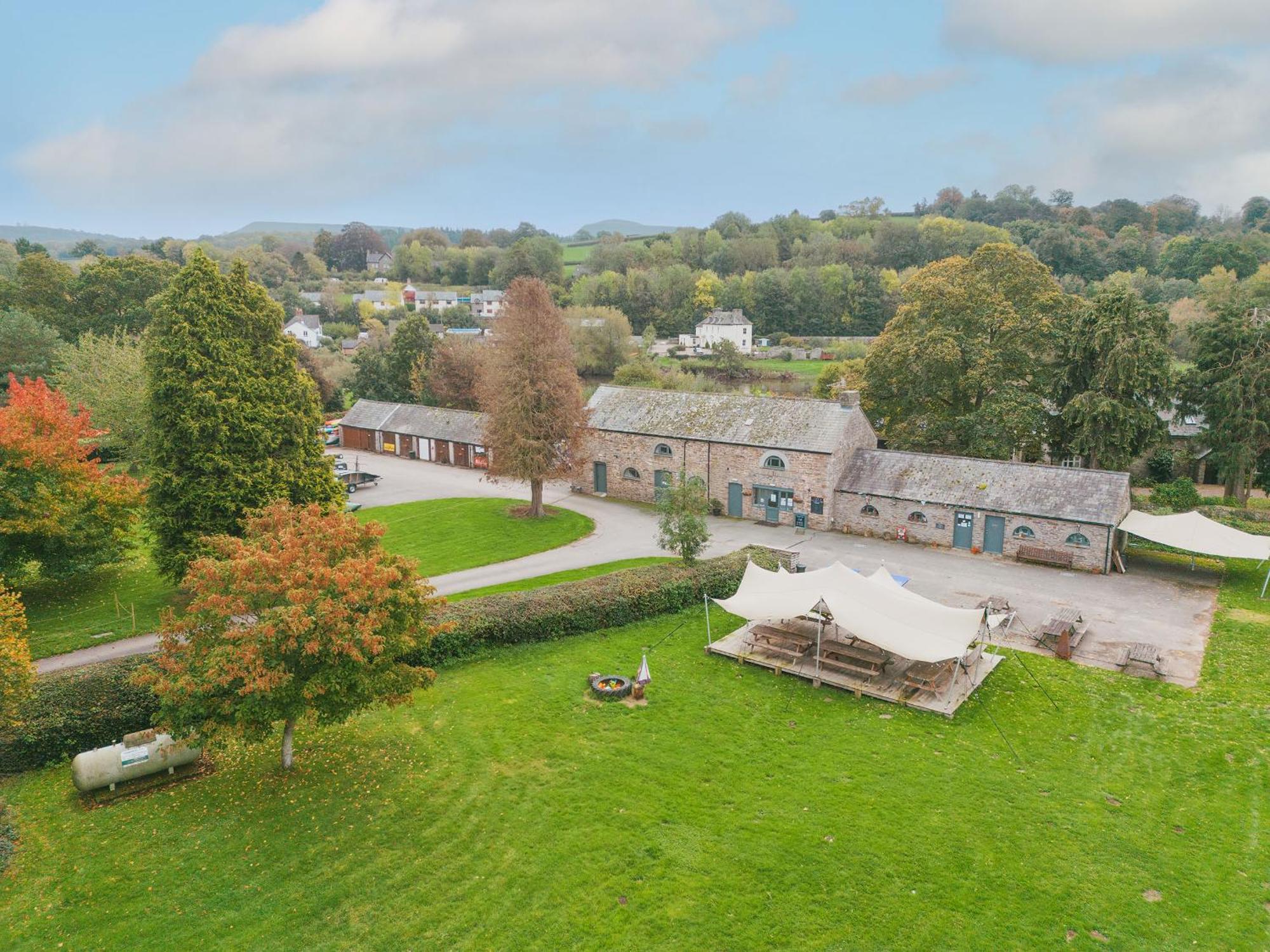 River Wye Hostel Glasbury Екстер'єр фото
